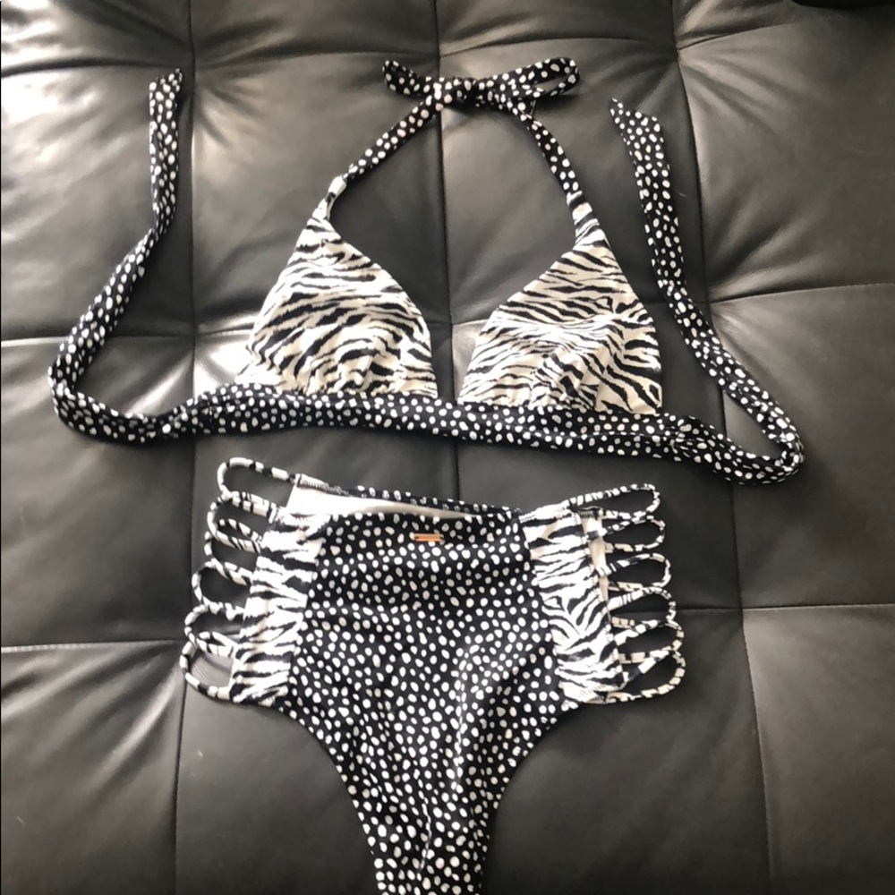 Victoria’s Secret Bikini